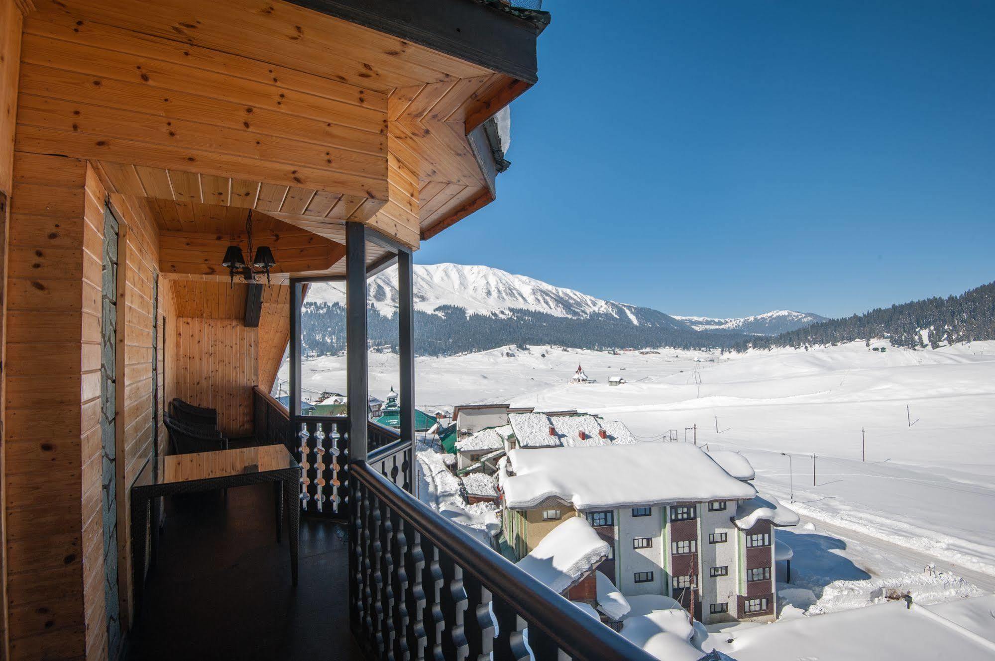 The Vintage Gulmarg Hotel Bagian luar foto